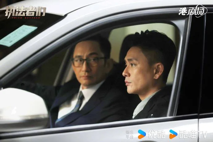 《执法者们》港式警匪巅峰对决，人心博弈下的正义坚守