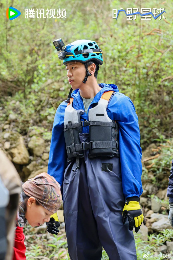 《旷野星球》开播 魏大勋易立竞等解锁汉中金猪洞探索自然奥秘