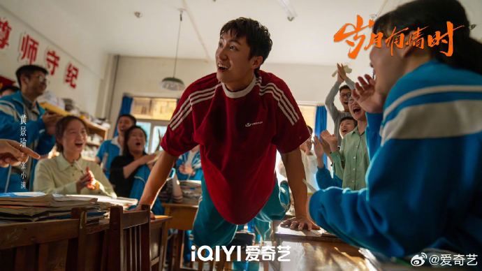 下岗潮、南下潮、返乡潮！《岁月有情时》三代人的故事戳中谁？