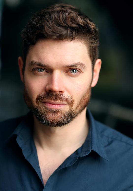 加布里埃尔·比塞特 - 史密斯